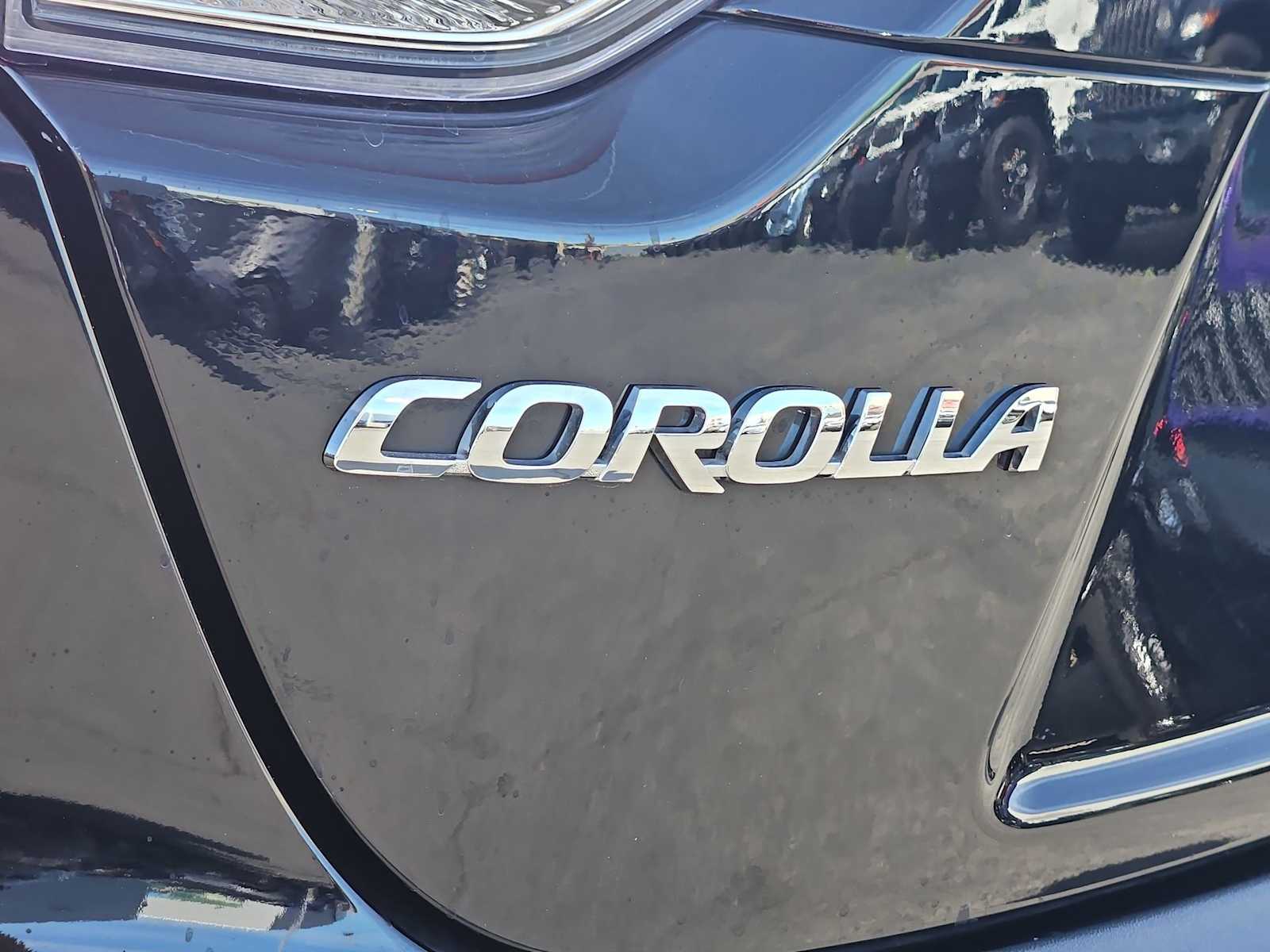 Thumbnail: 2025 Toyota Corolla - 12