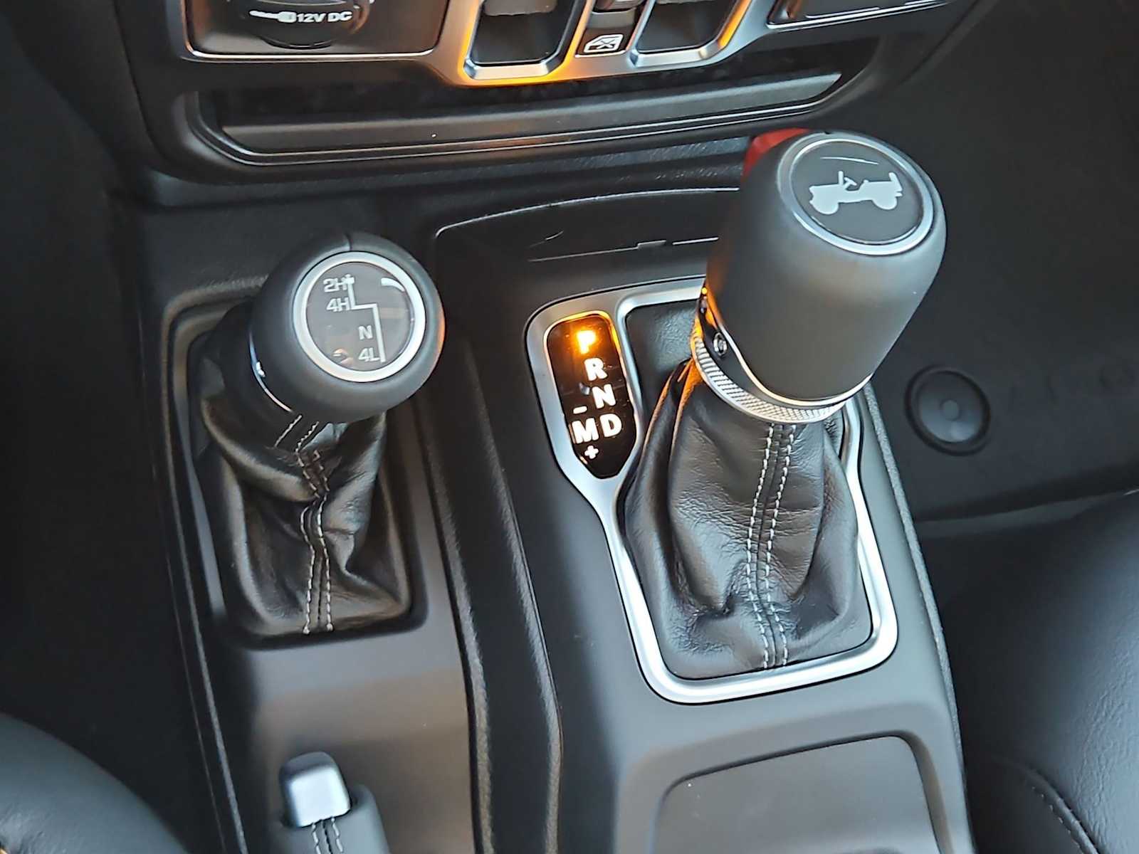 Thumbnail: 2026 Jeep Wrangler - 32