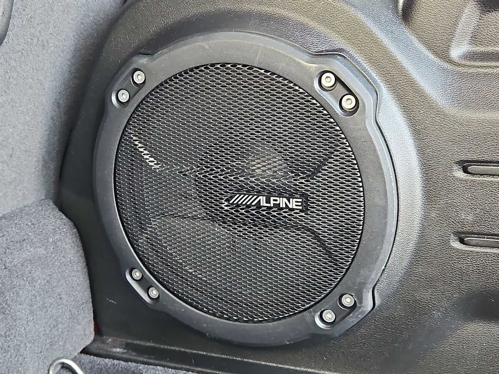 Thumbnail: 2021 Jeep Wrangler - 29