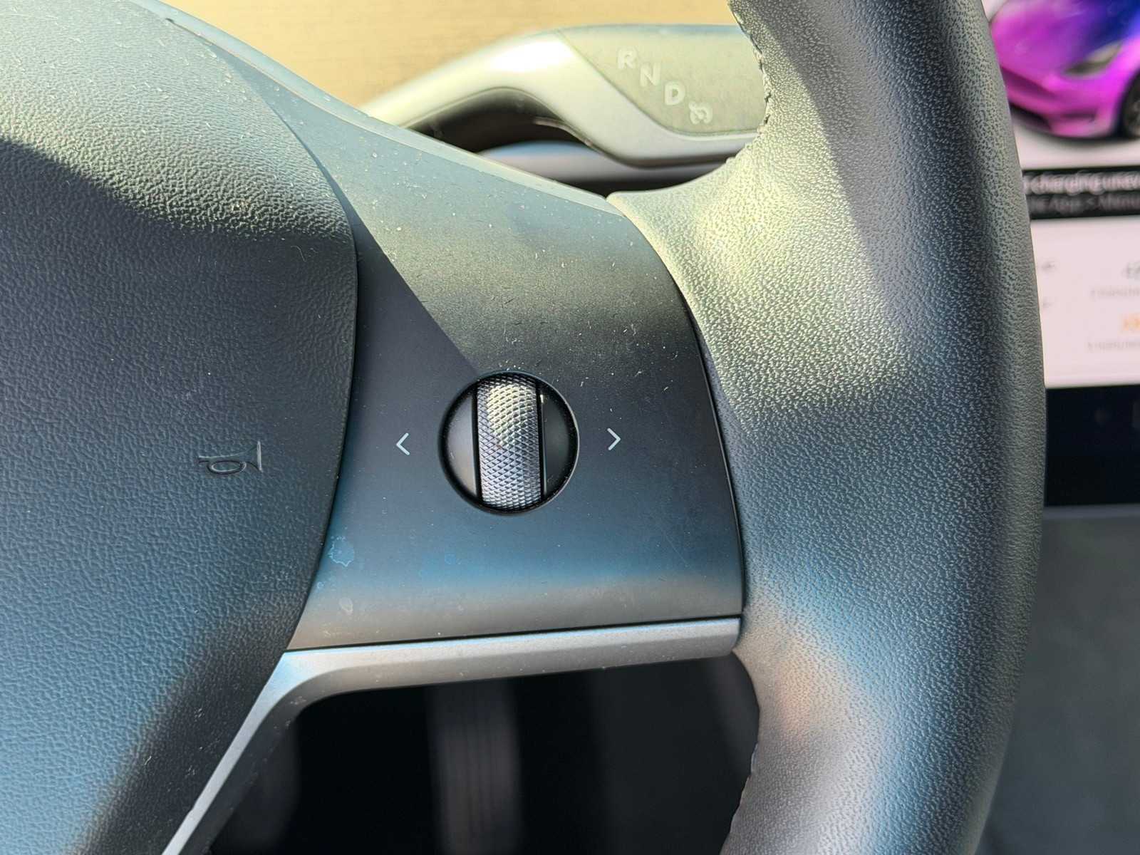 Thumbnail: 2021 Tesla Model Y - 25