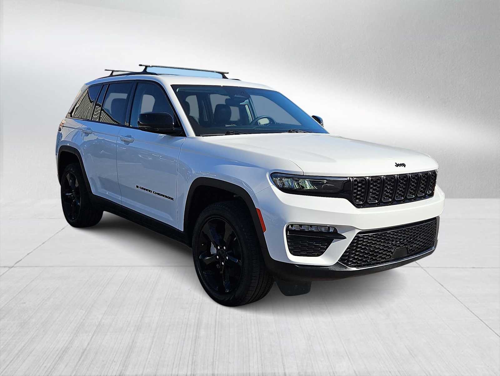 Thumbnail: 2023 Jeep Grand Cherokee - 2