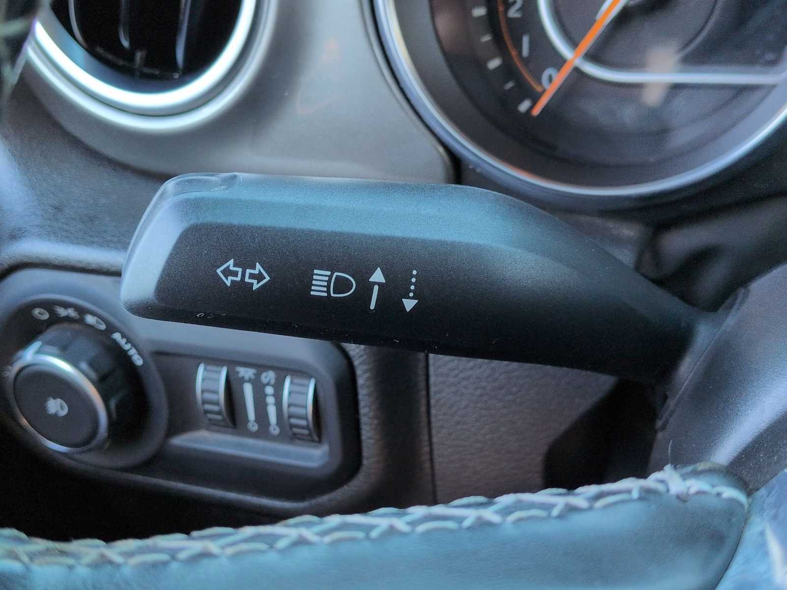 Thumbnail: 2022 Jeep Wrangler - 27