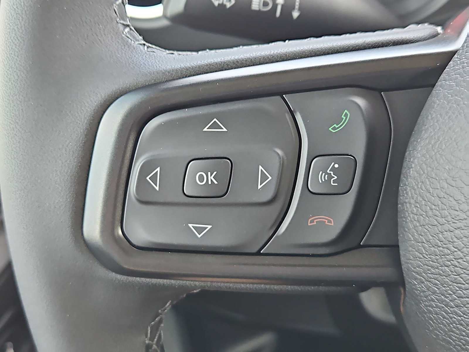 Thumbnail: 2026 Jeep Gladiator - 23