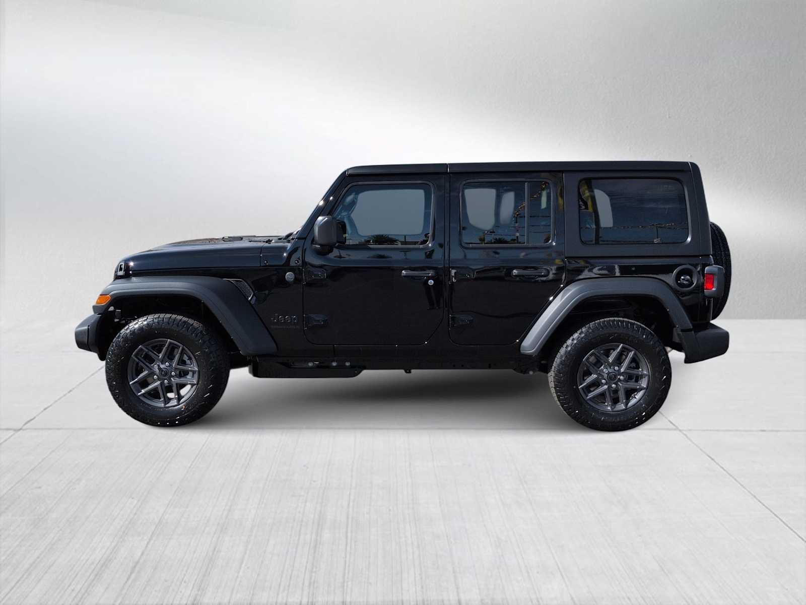 Thumbnail: 2026 Jeep Wrangler - 5