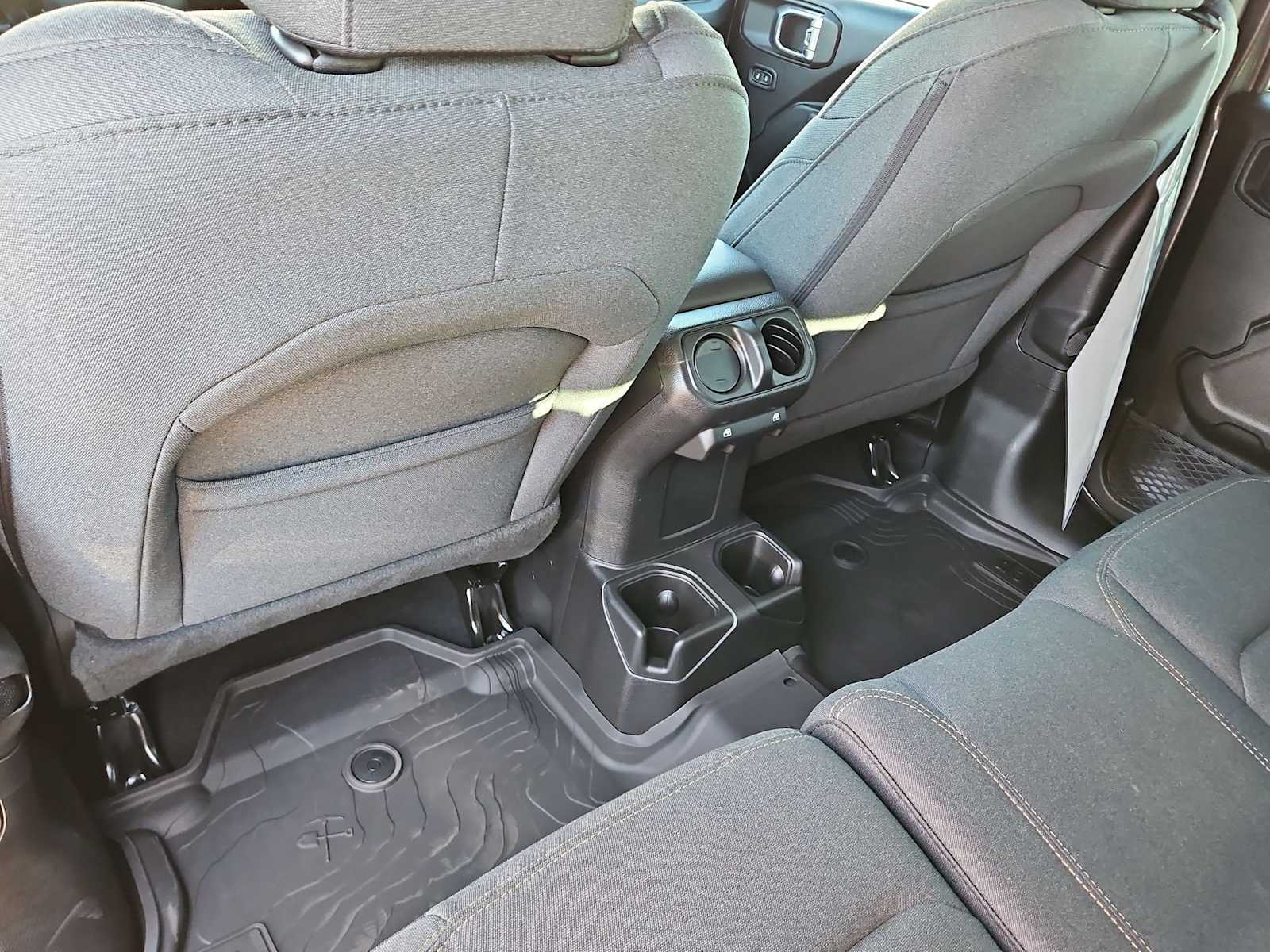 Thumbnail: 2026 Jeep Wrangler - 17