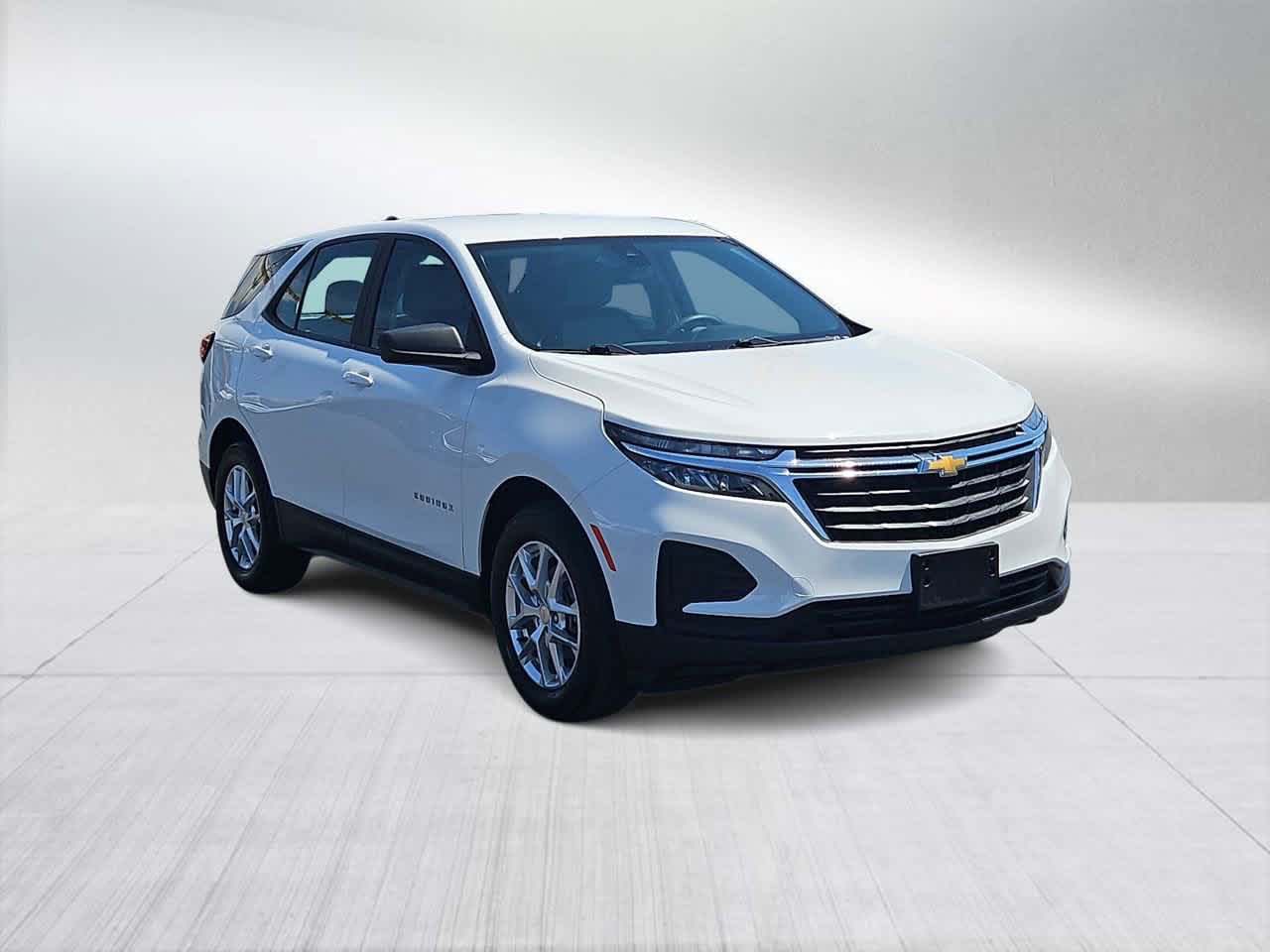 Used 2022 Chevrolet Equinox LS with VIN 2GNAXHEVXN6116038 for sale in Las Vegas, NV