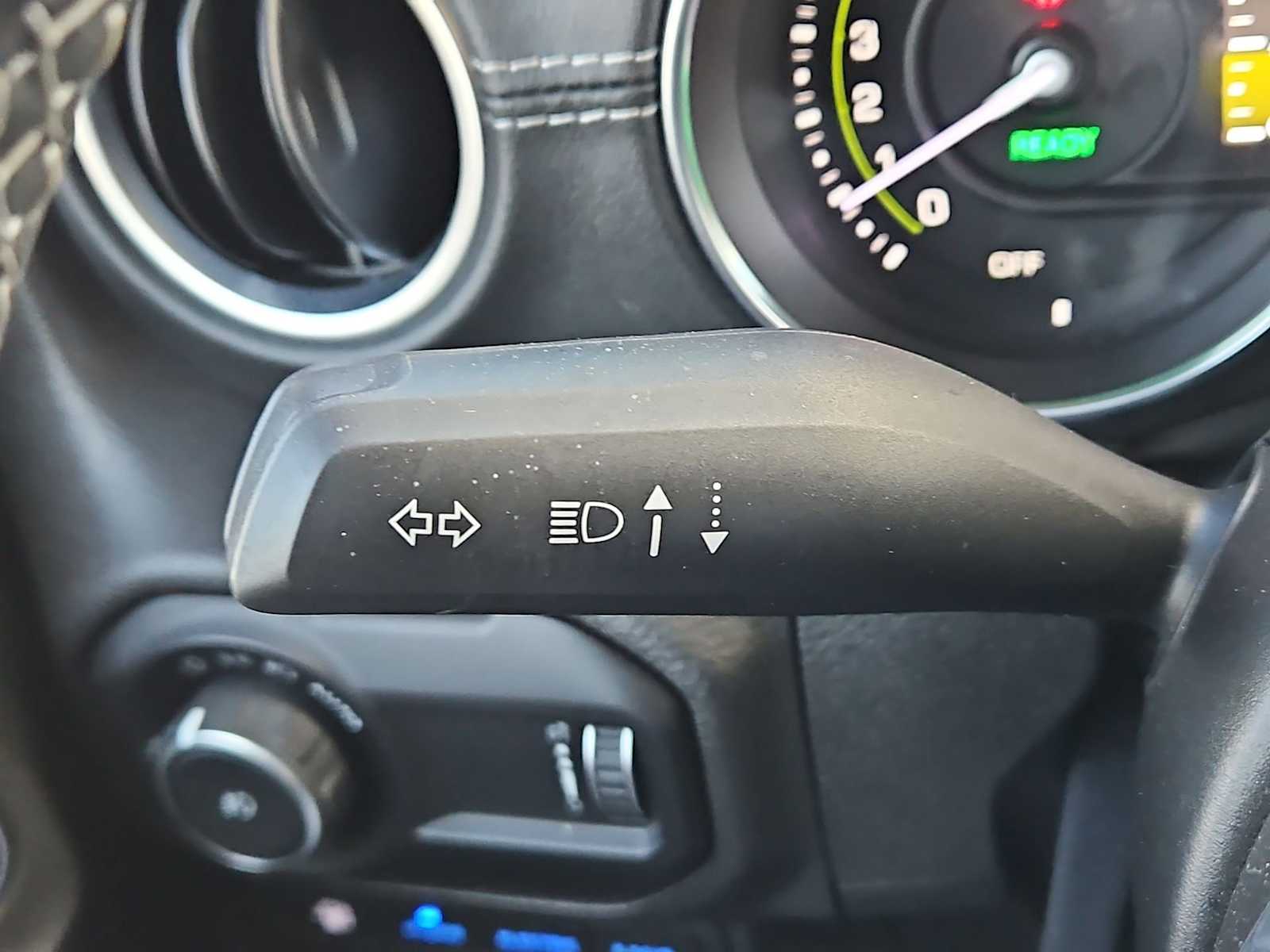 Thumbnail: 2023 Jeep Wrangler - 25