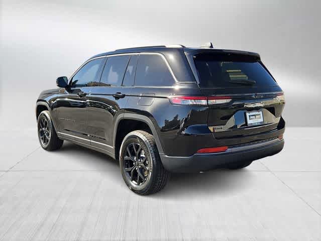 Thumbnail: 2026 Jeep Grand Cherokee - 6