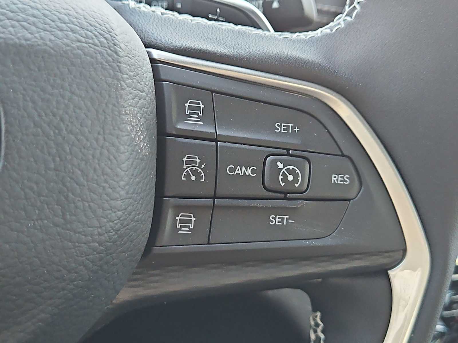 Thumbnail: 2026 Jeep Grand Cherokee - 25