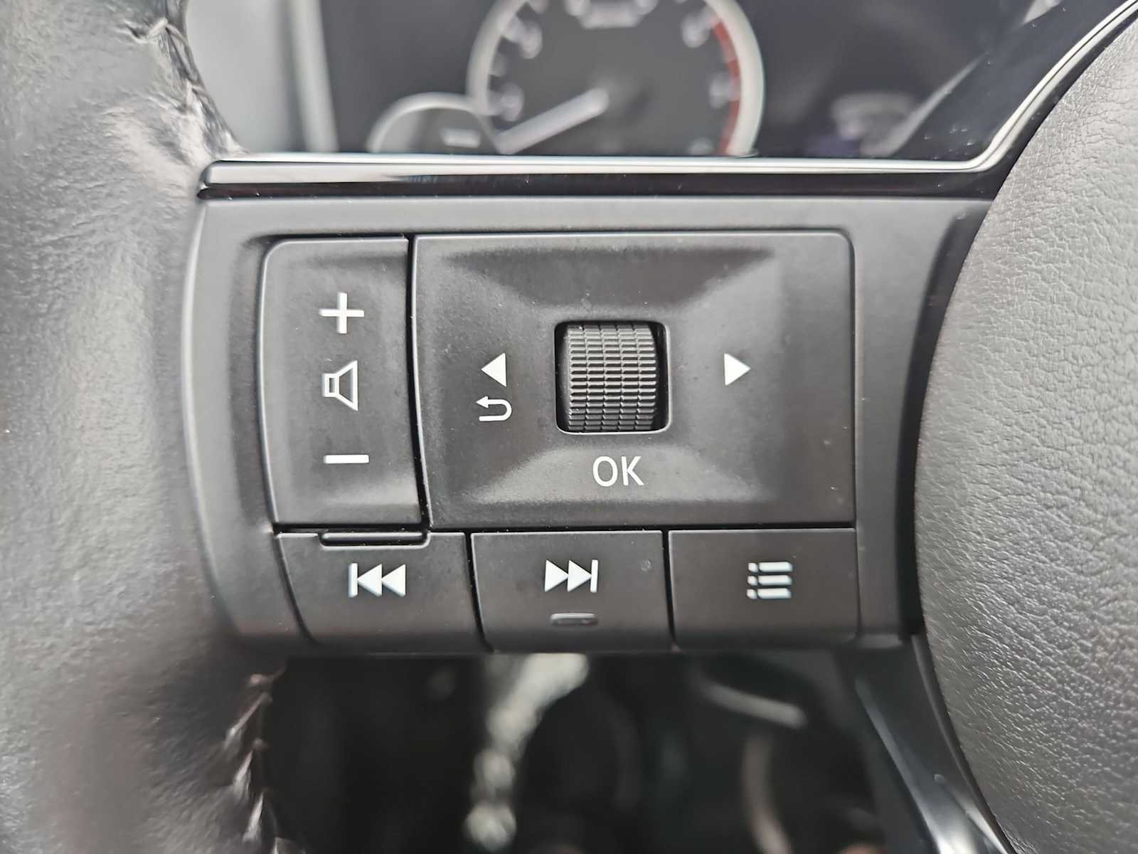 Thumbnail: 2023 Nissan Rogue - 21