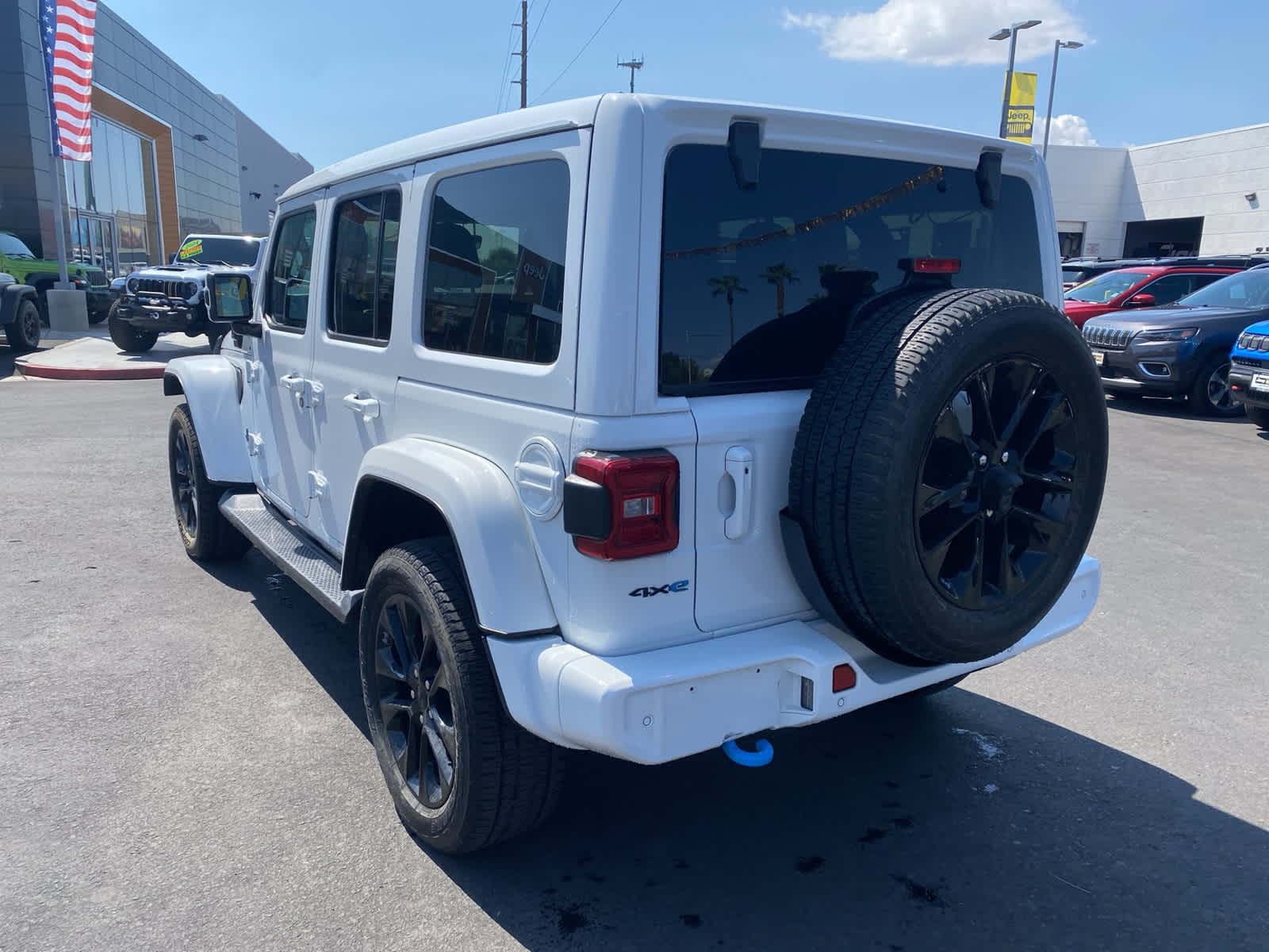 Thumbnail: 2021 Jeep Wrangler - 8