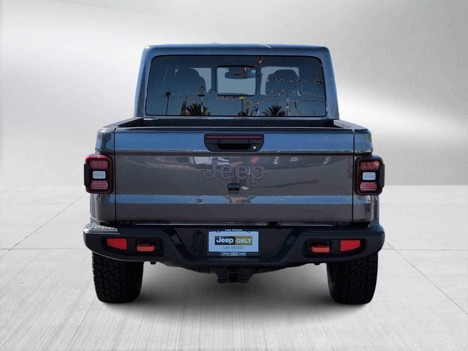Thumbnail: 2025 Jeep Gladiator - 7