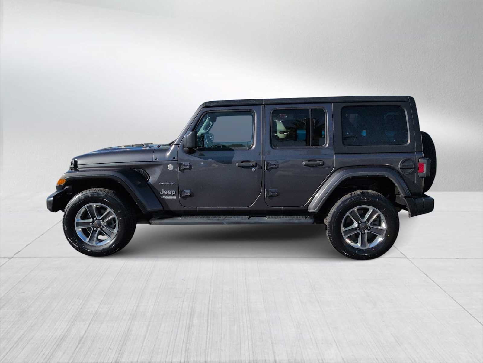 Thumbnail: 2022 Jeep Wrangler - 5
