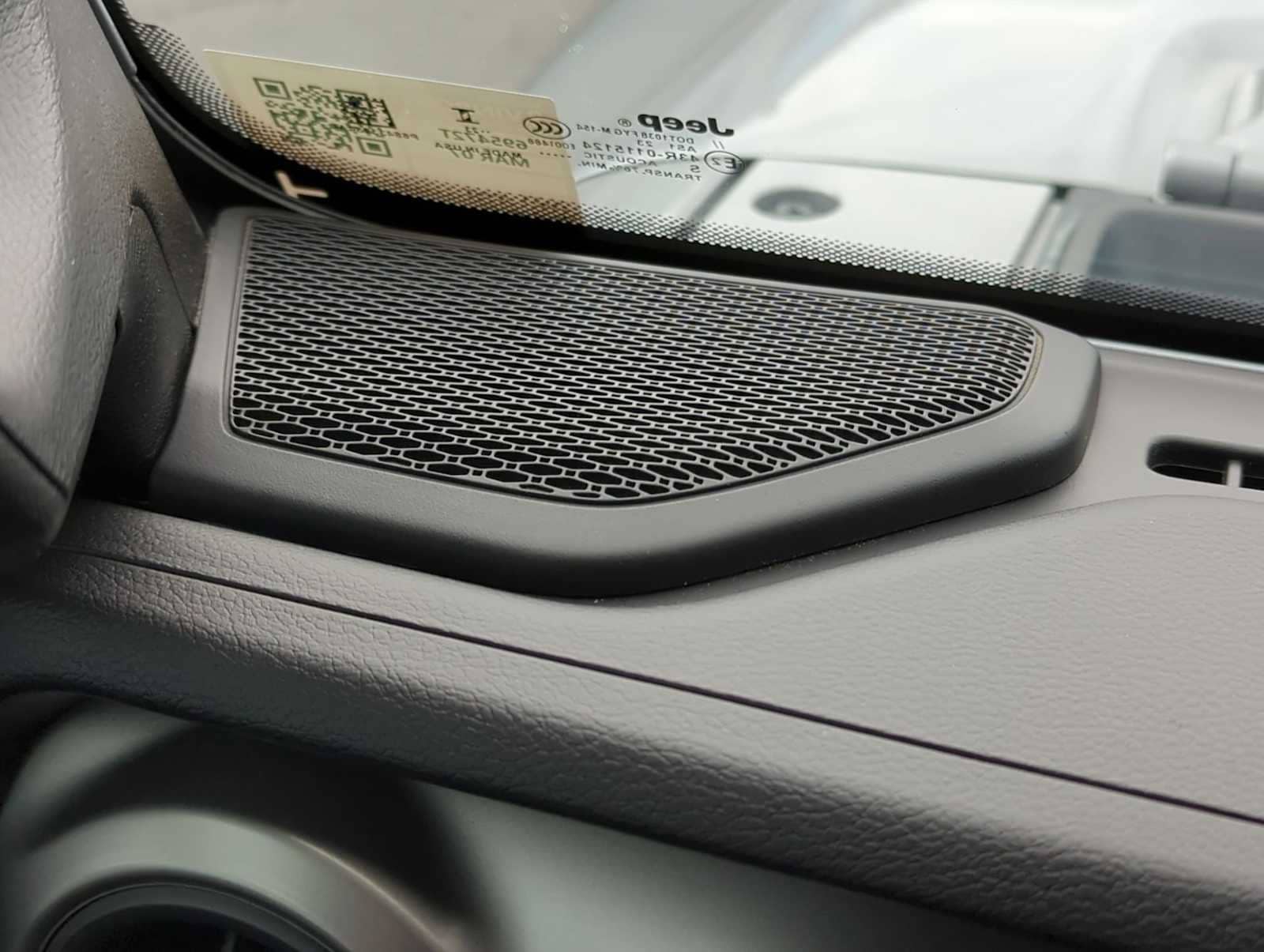 Thumbnail: 2021 Jeep Wrangler - 28