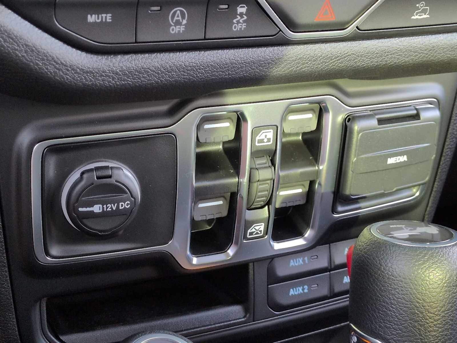 Thumbnail: 2026 Jeep Wrangler - 29