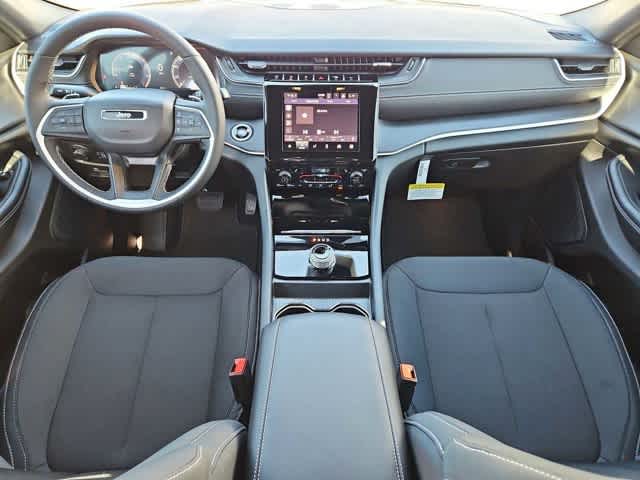 Thumbnail: 2026 Jeep Grand Cherokee - 15