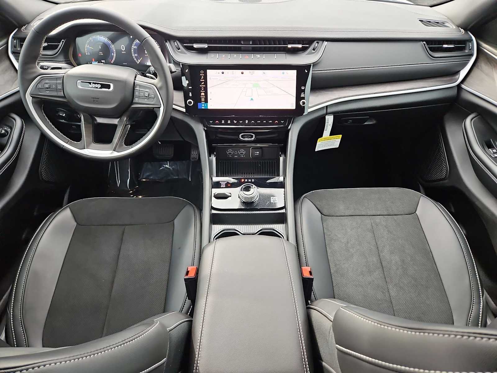 Thumbnail: 2026 Jeep Grand Cherokee - 15