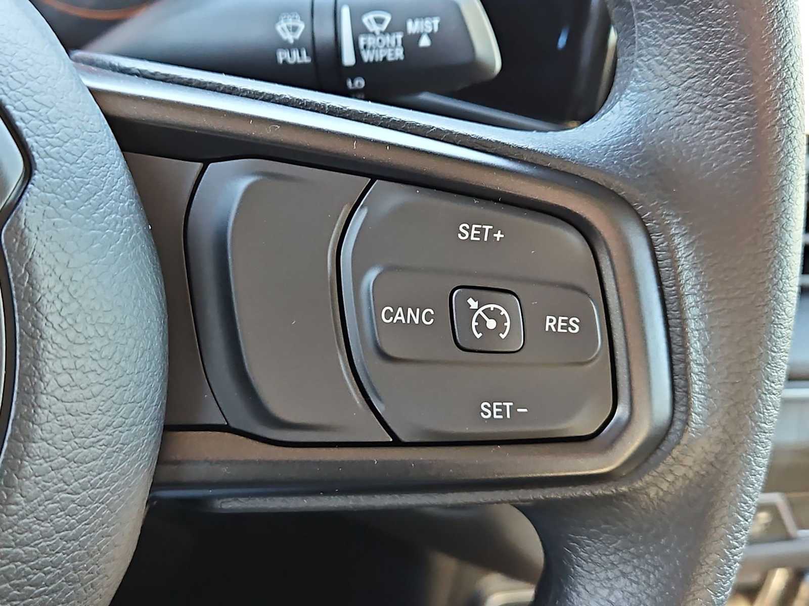 Thumbnail: 2026 Jeep Gladiator - 23