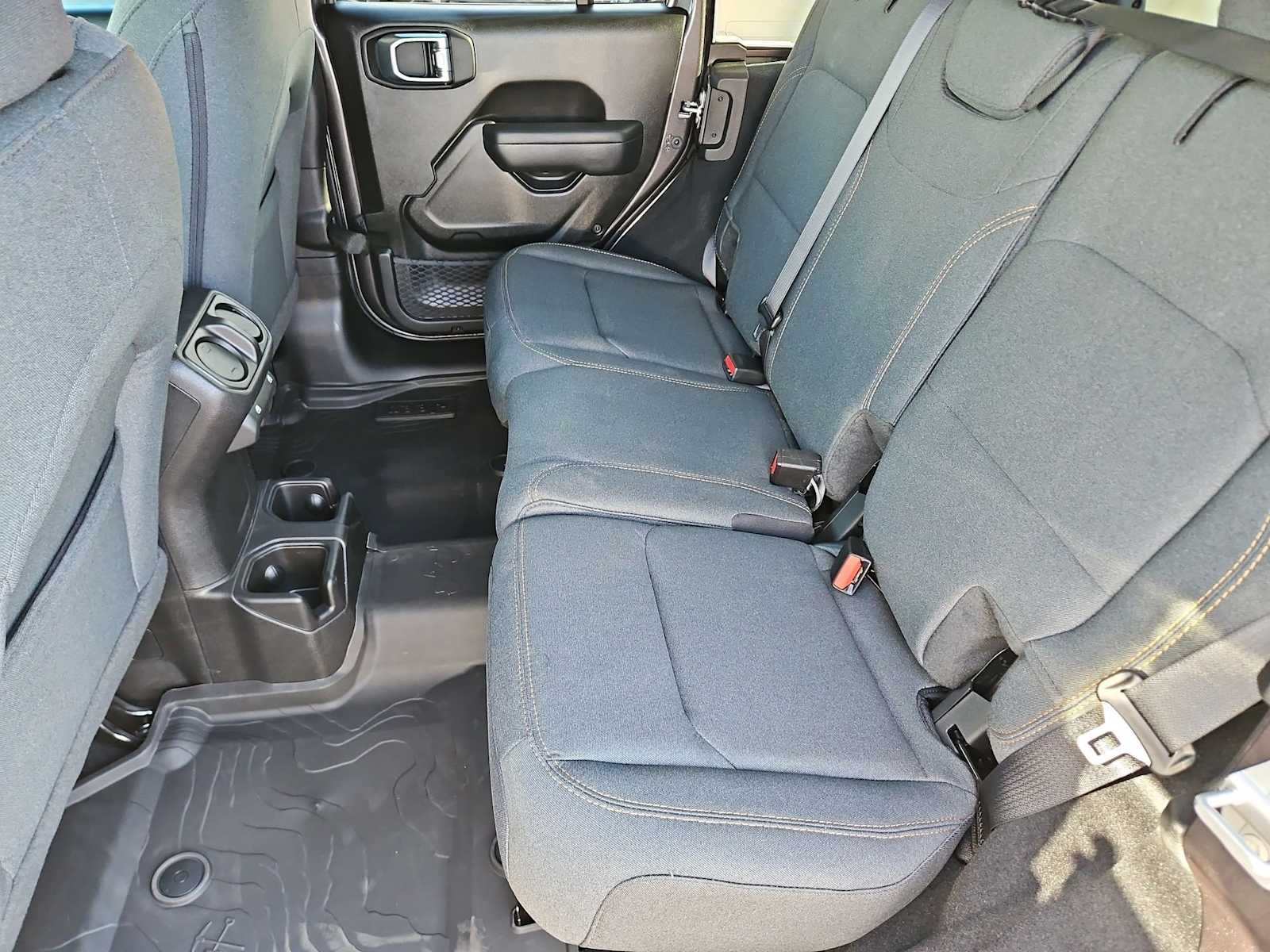 Thumbnail: 2026 Jeep Wrangler - 18