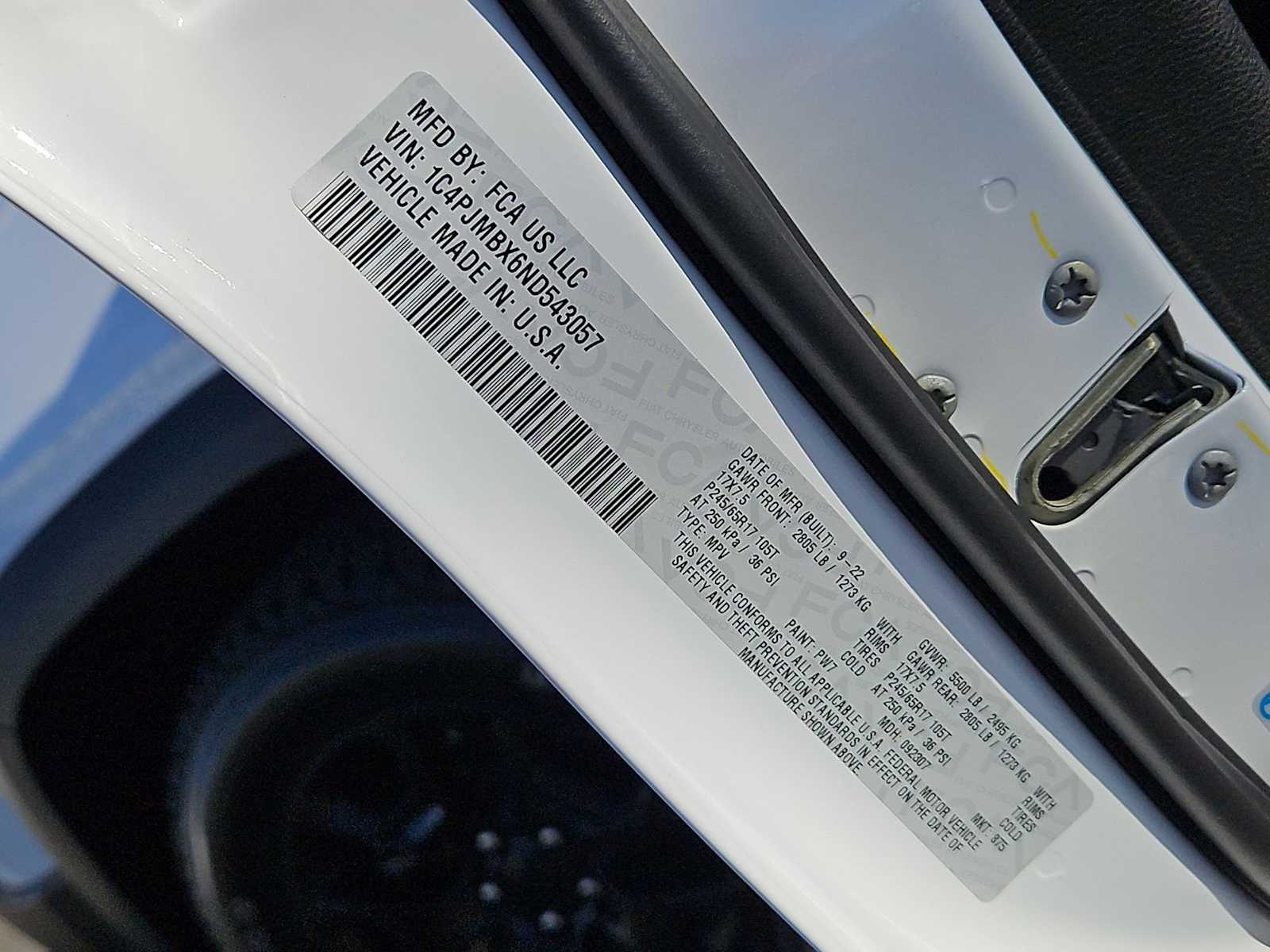 Thumbnail: 2022 Jeep Cherokee - 36