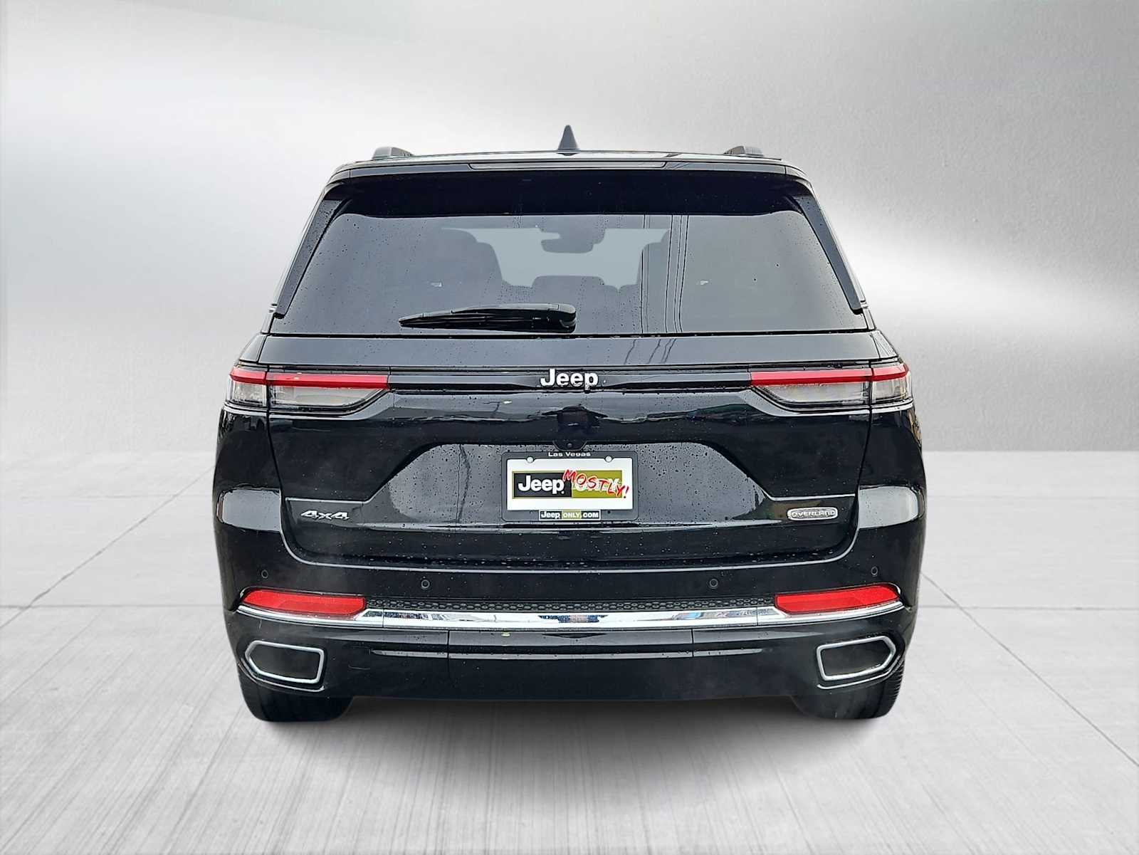 Thumbnail: 2023 Jeep Grand Cherokee - 7