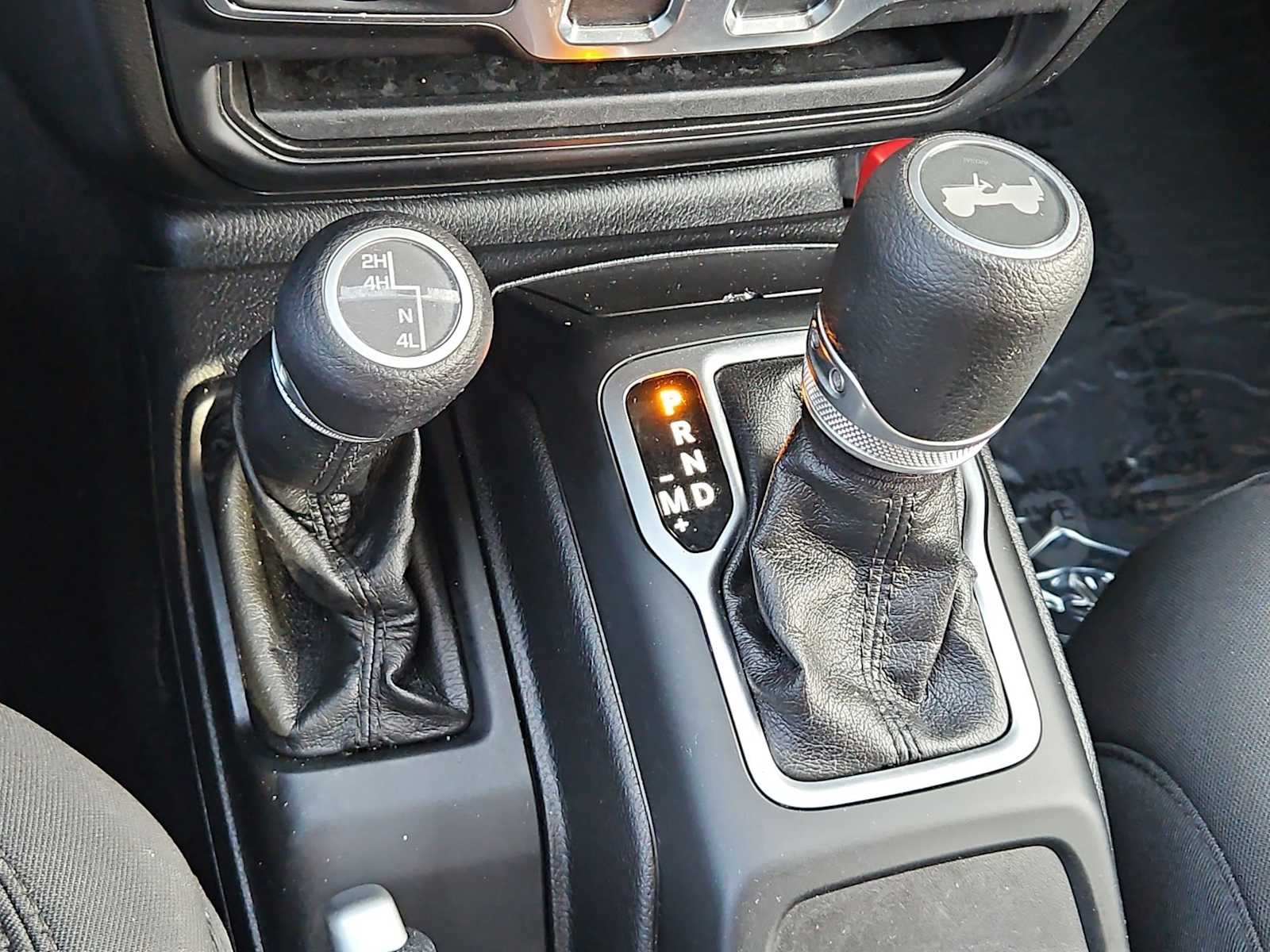 Thumbnail: 2021 Jeep Wrangler - 28