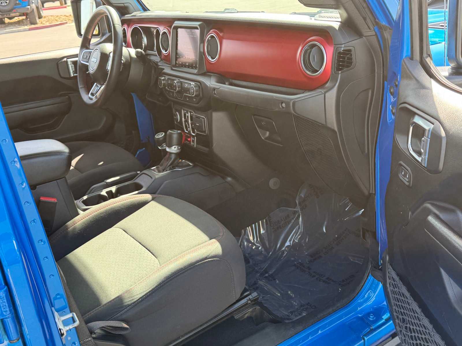 Thumbnail: 2023 Jeep Gladiator - 27