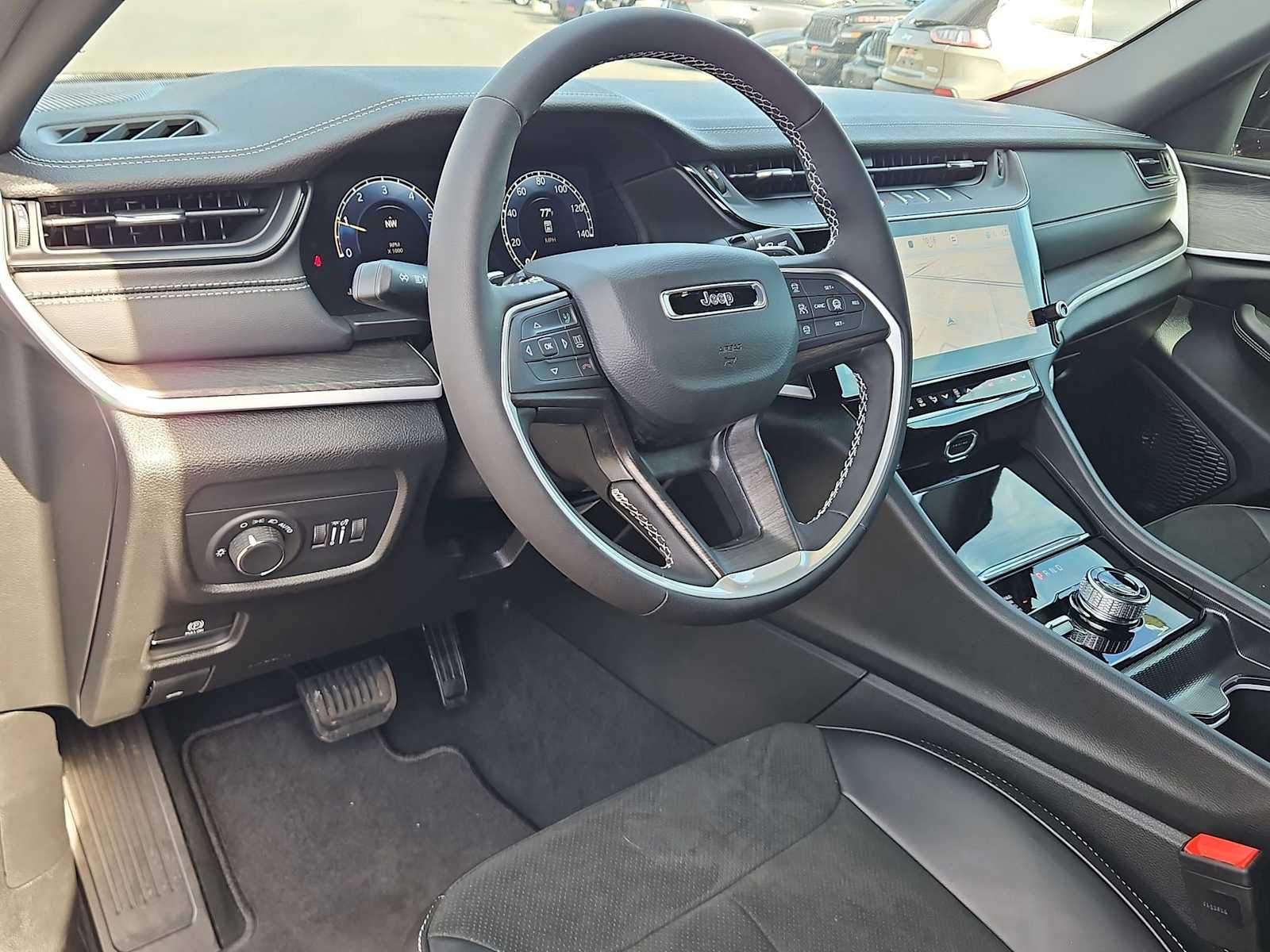 Thumbnail: 2026 Jeep Grand Cherokee - 10