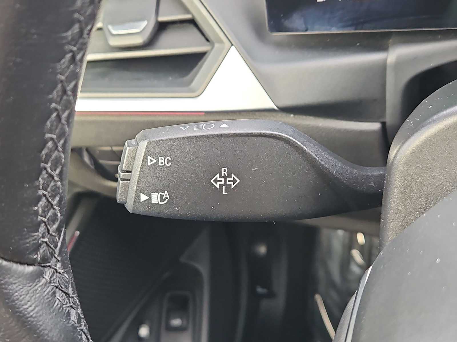 Thumbnail: 2023 BMW 3 Series - 27