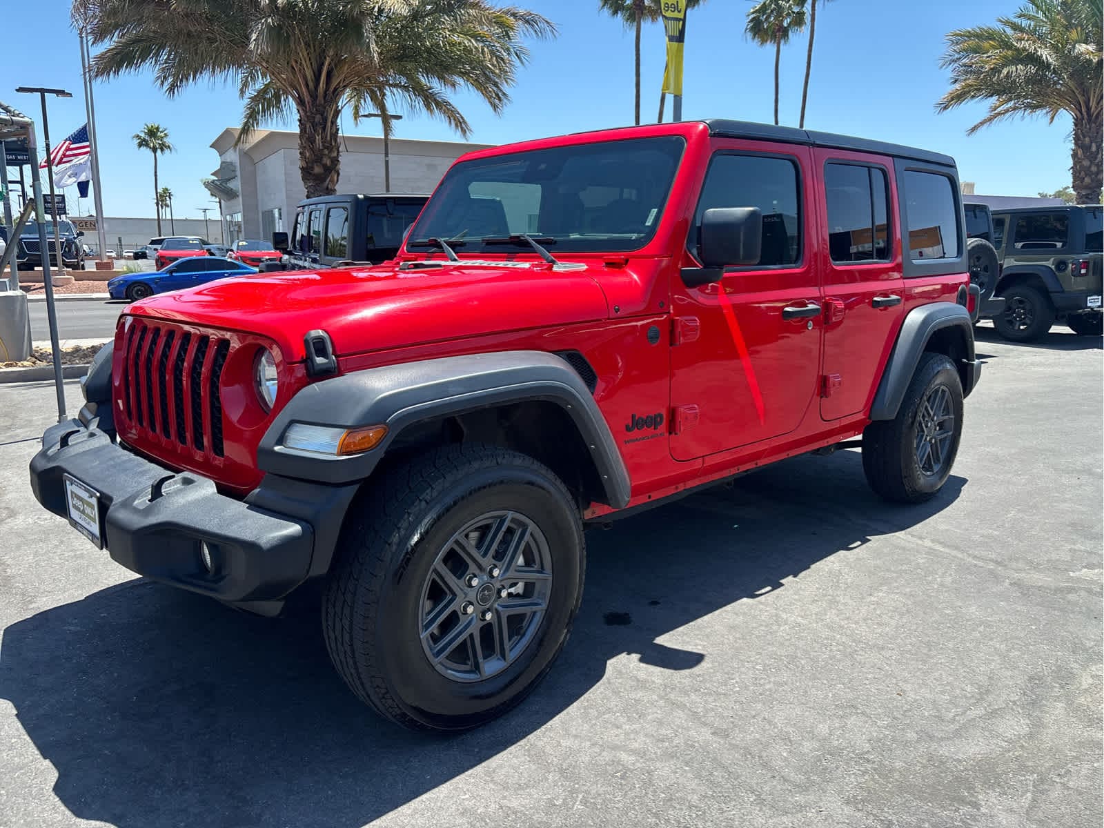 2024 Jeep Wrangler Sport S's photo