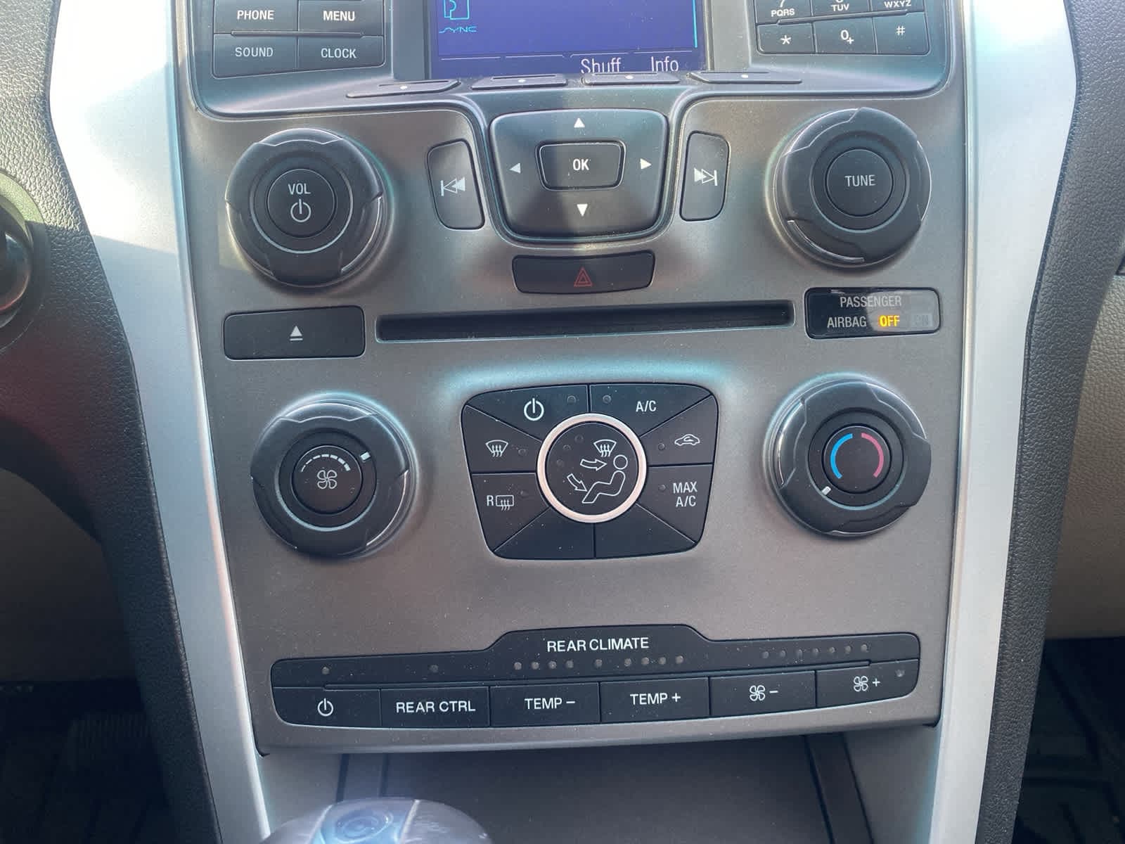 Thumbnail: 2013 Ford Explorer - 11