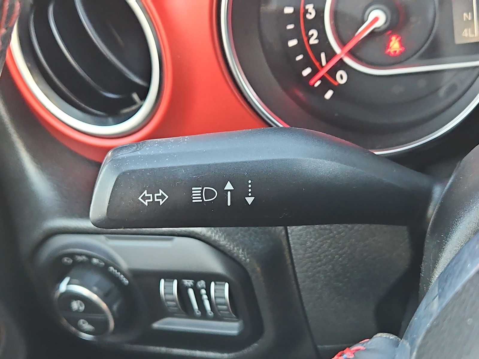 Thumbnail: 2022 Jeep Gladiator - 41