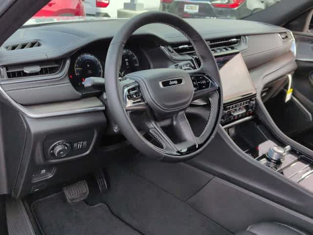 Thumbnail: 2025 Jeep Grand Cherokee - 10