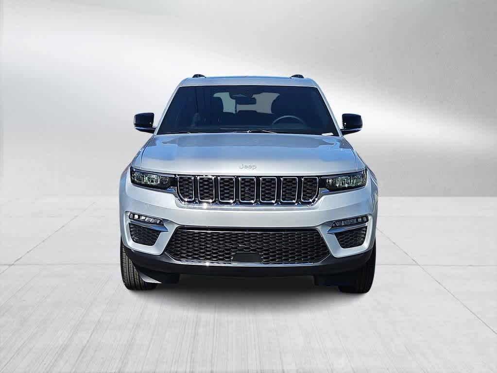 Thumbnail: 2025 Jeep Grand Cherokee - 3