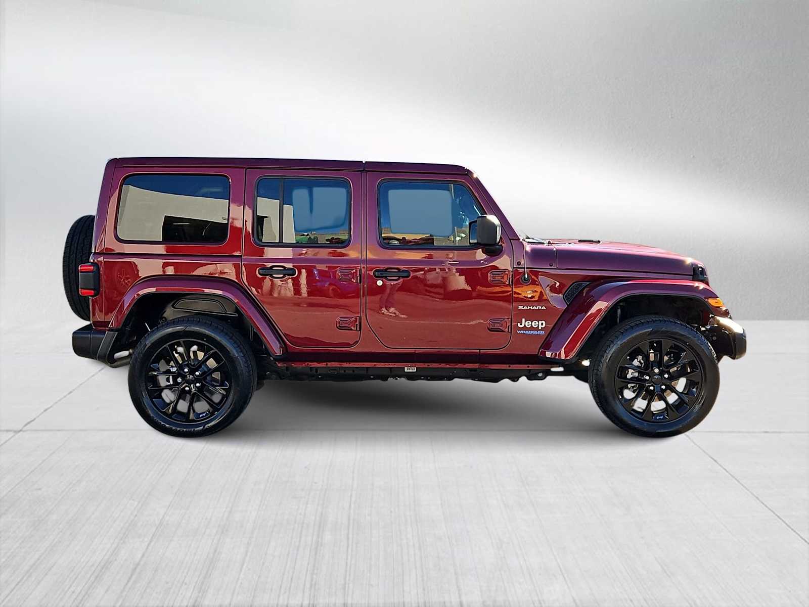Thumbnail: 2021 Jeep Wrangler - 9
