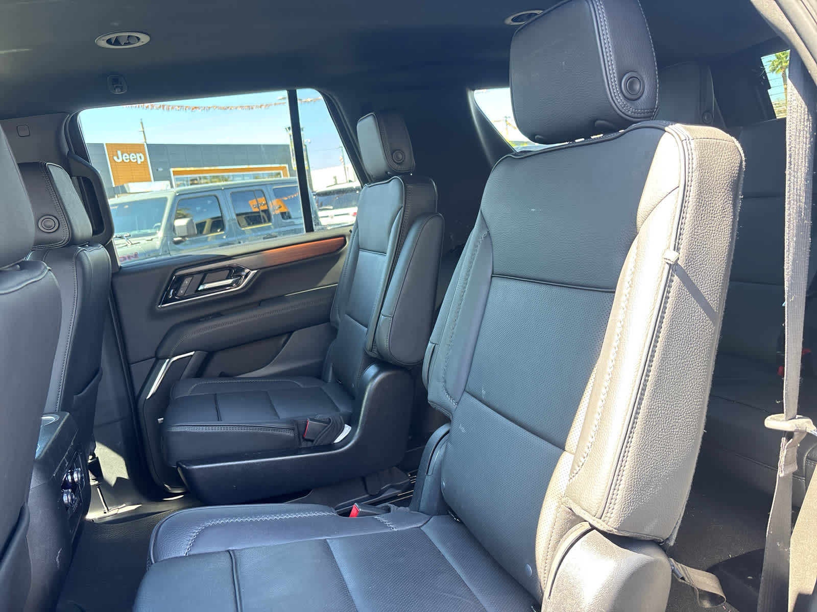 Thumbnail: 2025 GMC Yukon - 15