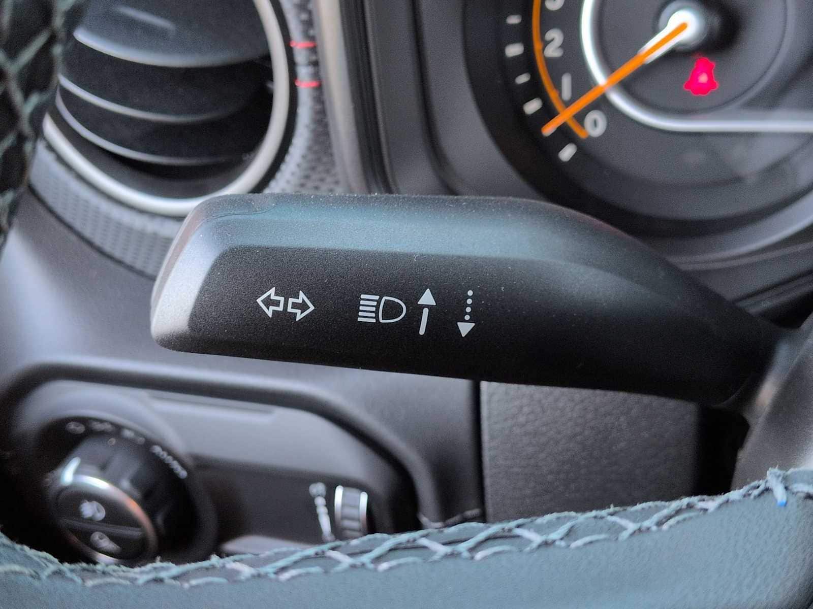 Thumbnail: 2025 Jeep Gladiator - 27