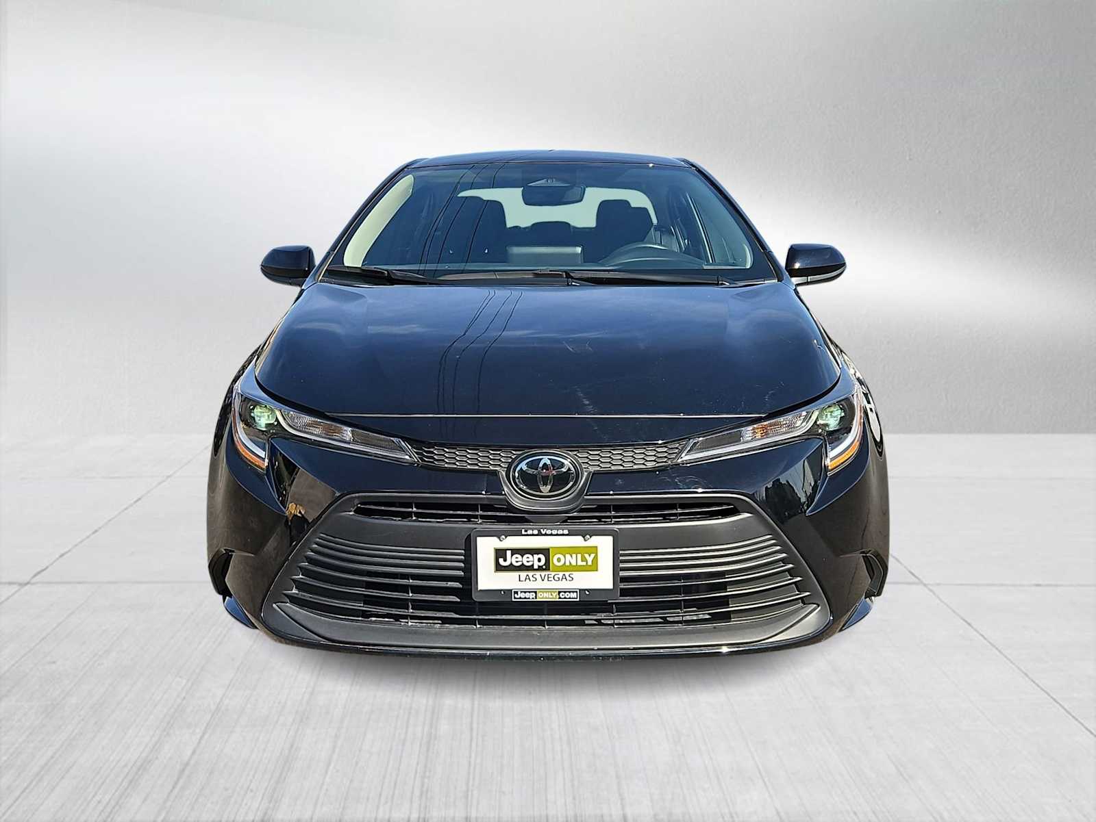 Thumbnail: 2025 Toyota Corolla - 3