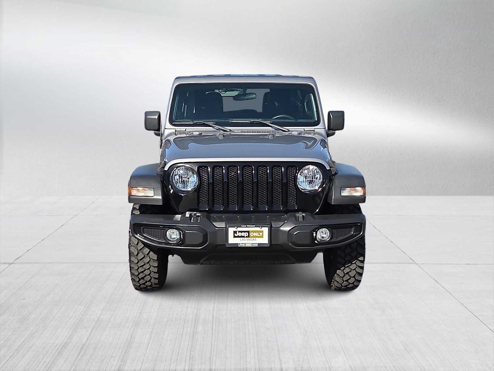 Thumbnail: 2021 Jeep Wrangler - 3