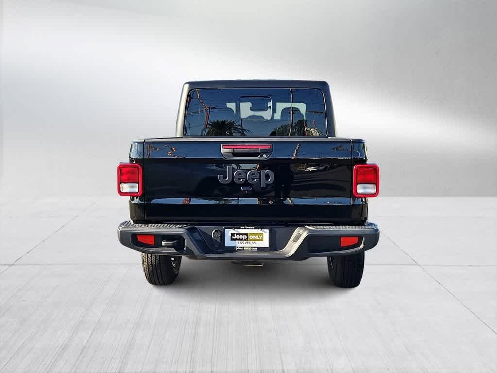 Thumbnail: 2025 Jeep Gladiator - 7