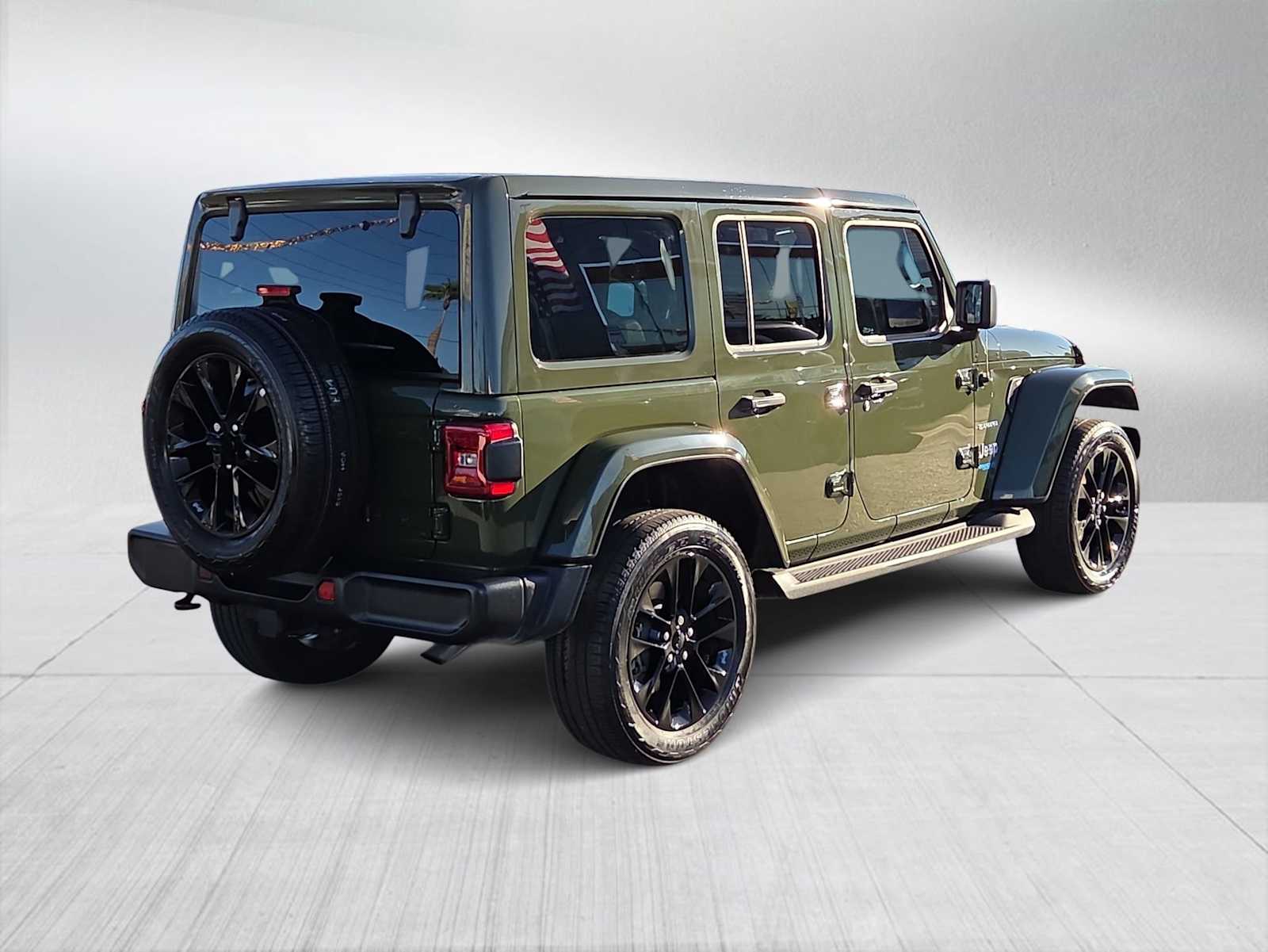Thumbnail: 2021 Jeep Wrangler - 8