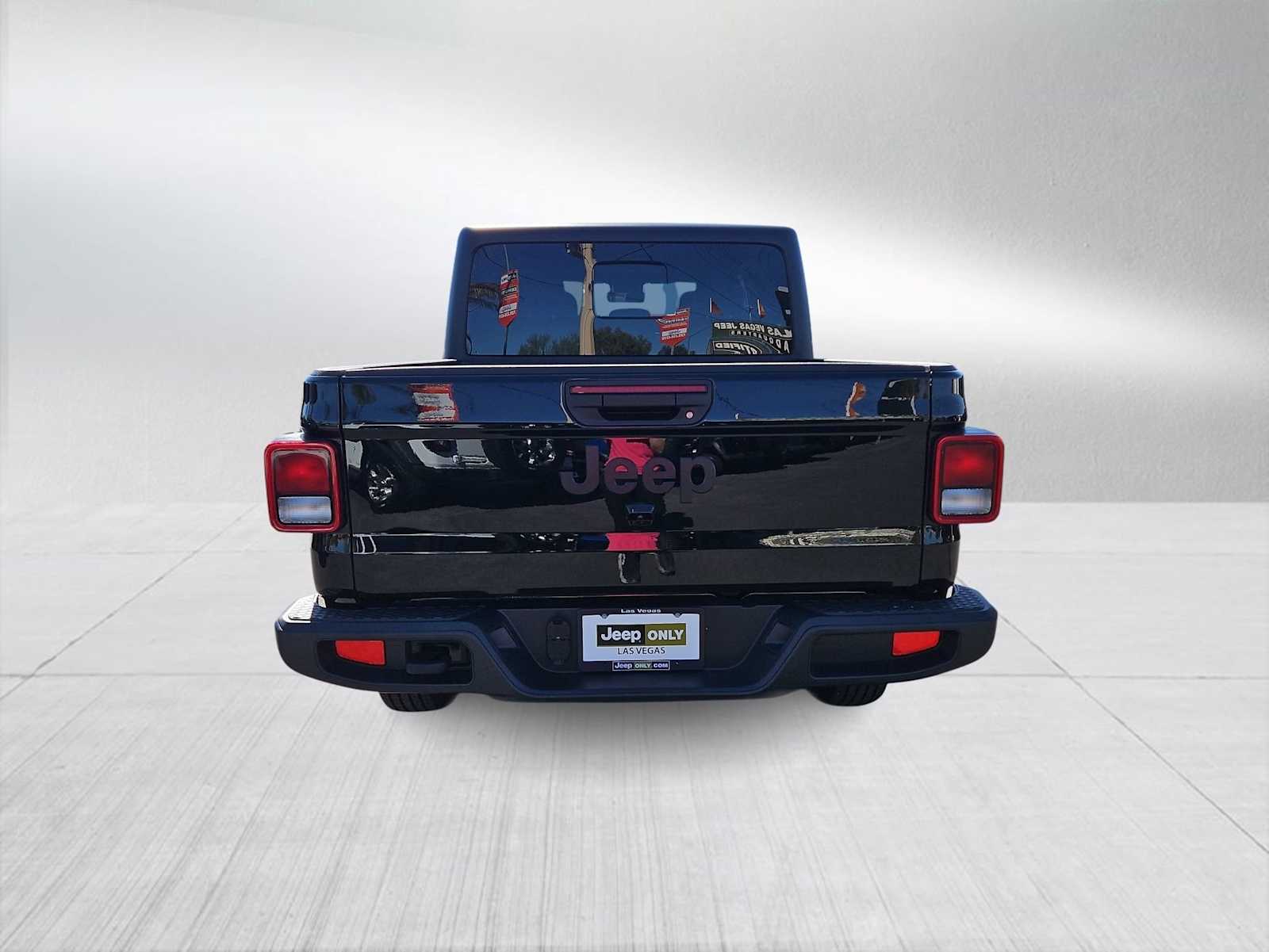 Thumbnail: 2025 Jeep Gladiator - 7