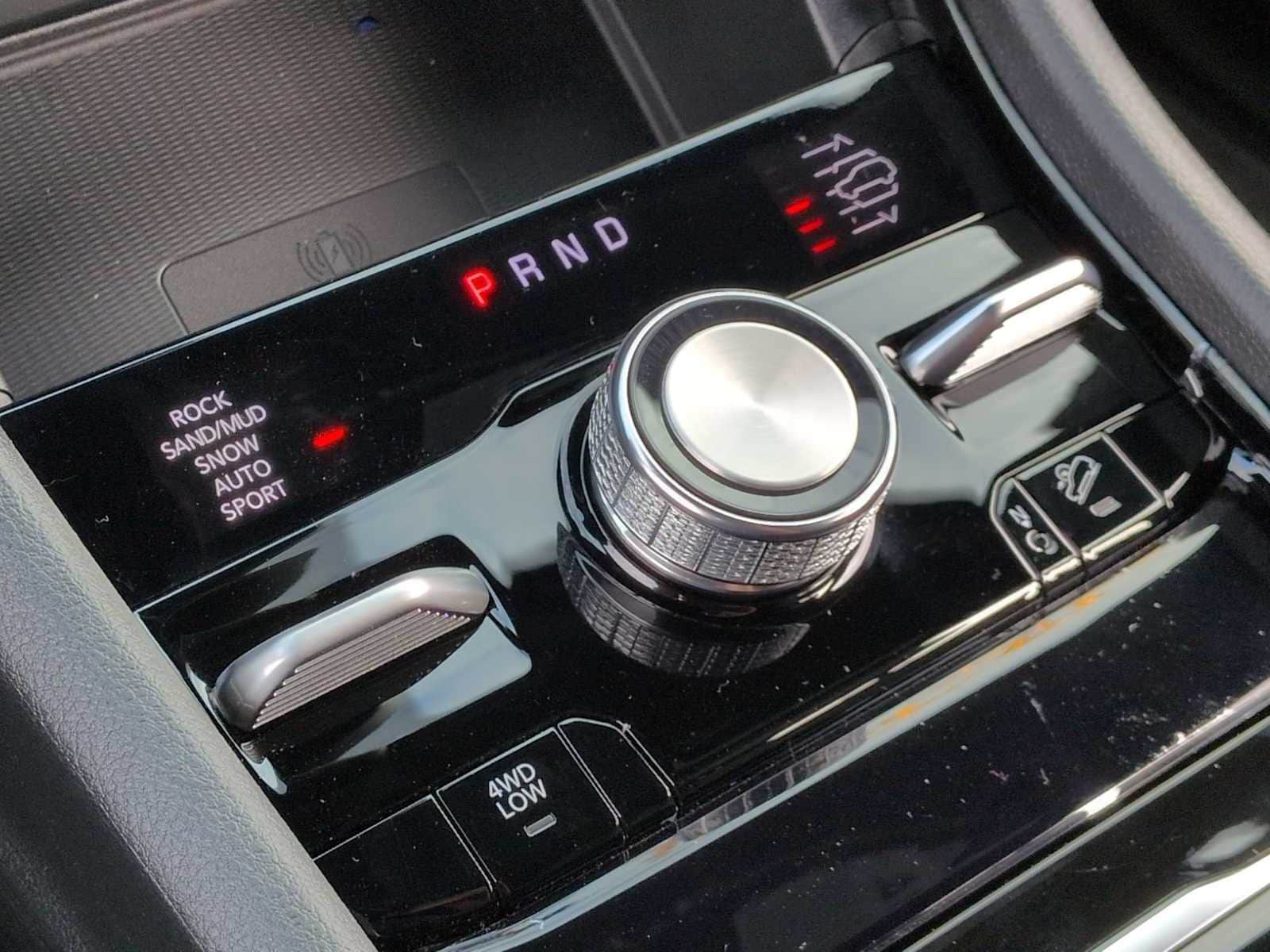 Thumbnail: 2025 Jeep Grand Cherokee - 35