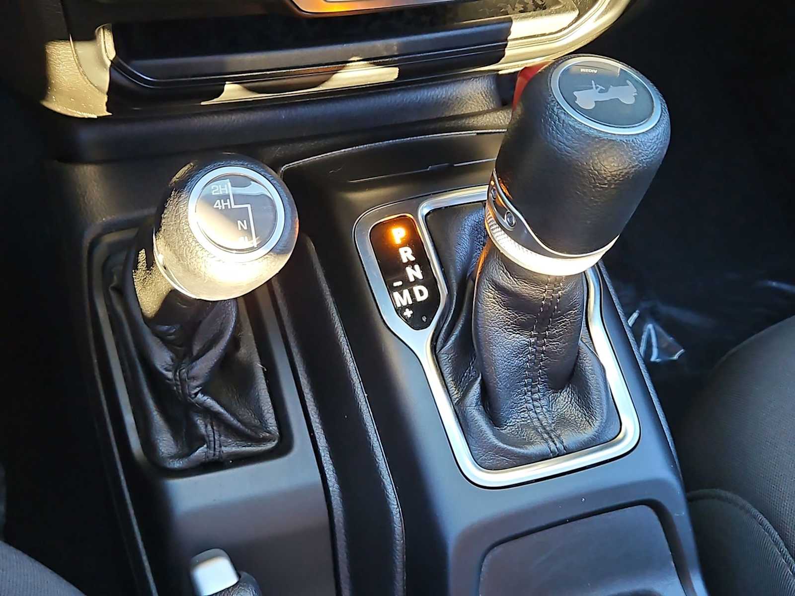 Thumbnail: 2022 Jeep Wrangler - 28