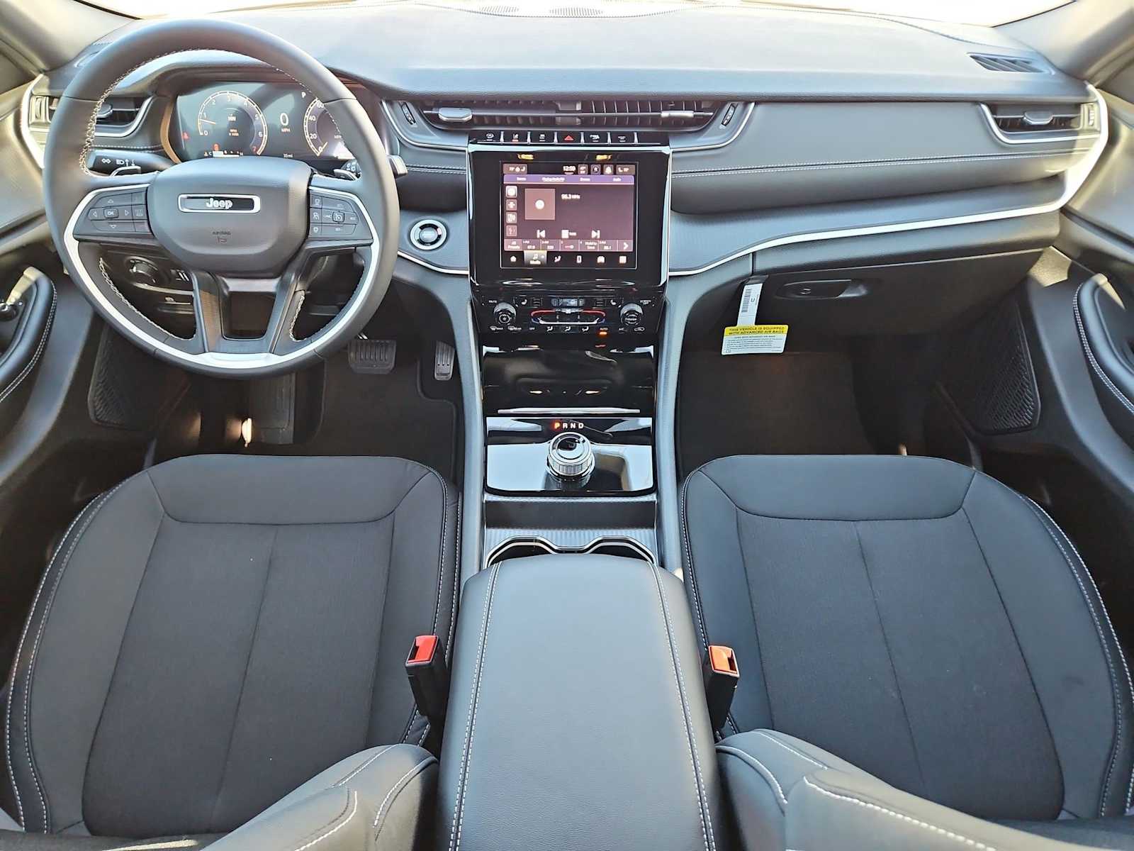 Thumbnail: 2026 Jeep Grand Cherokee - 15