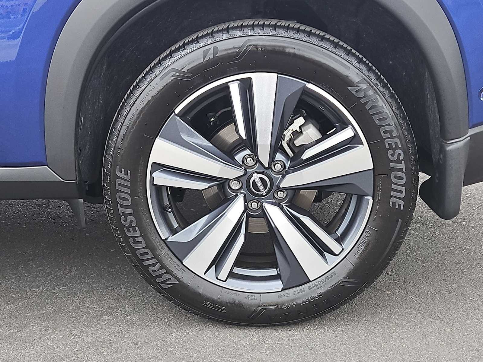 Thumbnail: 2023 Nissan Rogue - 13