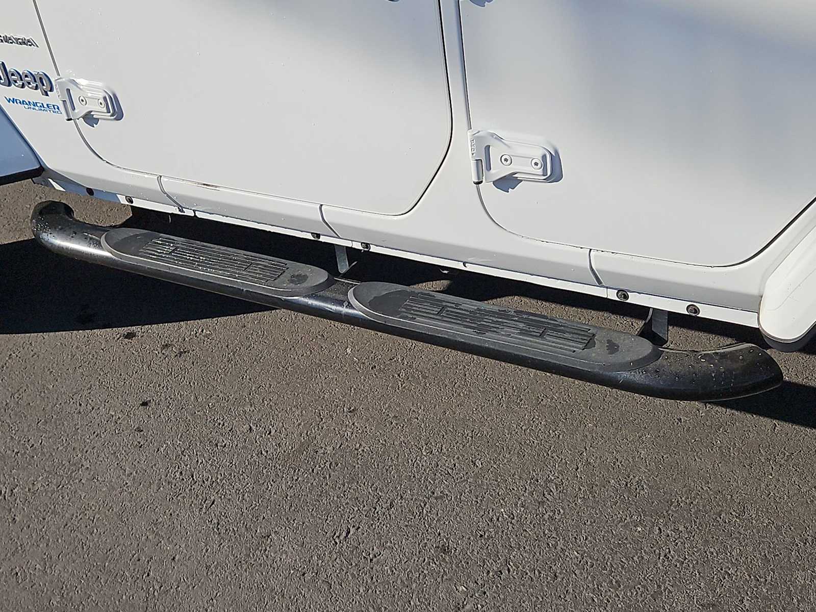 Thumbnail: 2021 Jeep Wrangler - 36