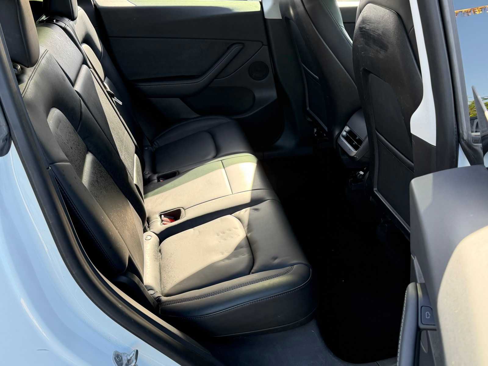 Thumbnail: 2021 Tesla Model Y - 39