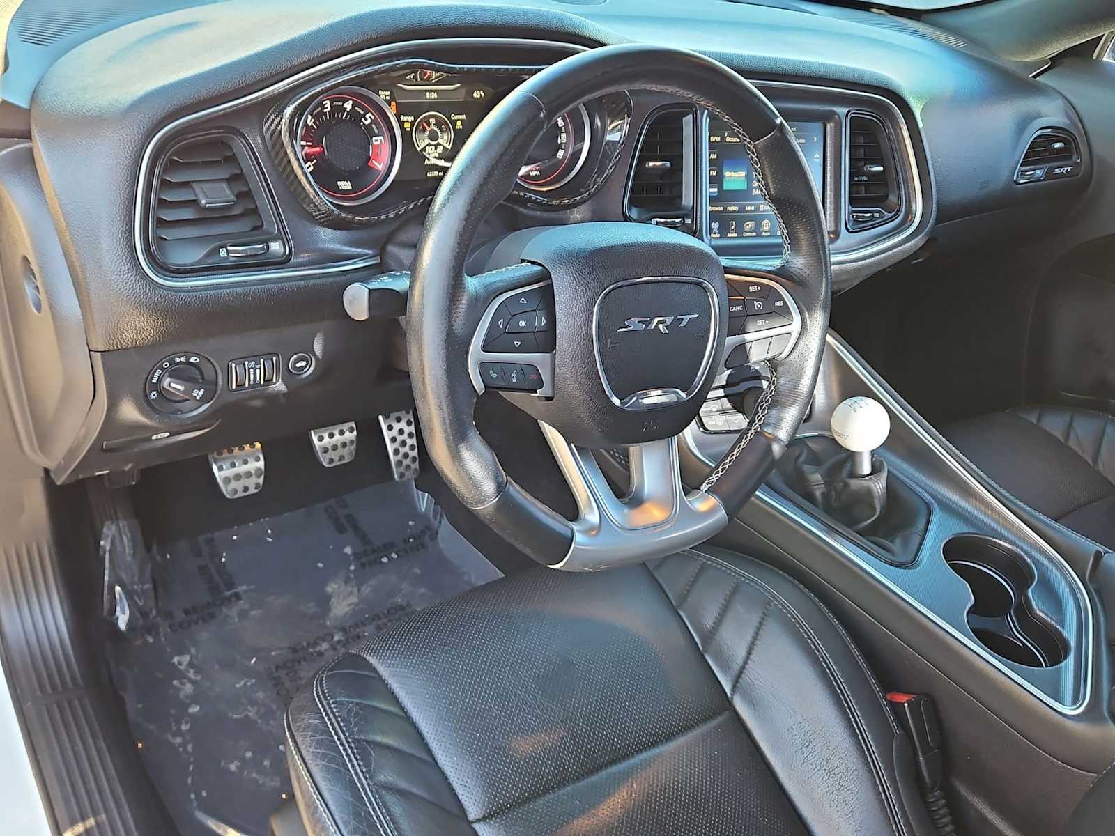 Thumbnail: 2016 Dodge Challenger - 10