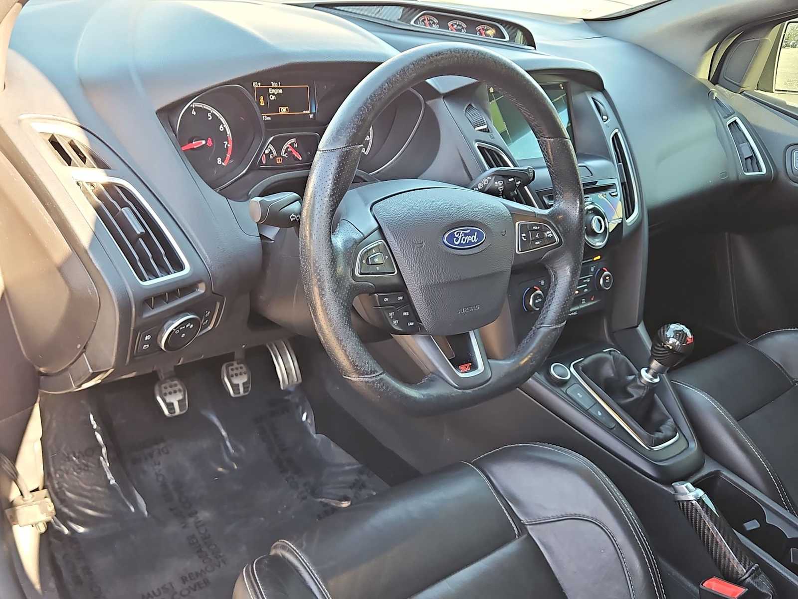 Thumbnail: 2017 Ford Focus - 10